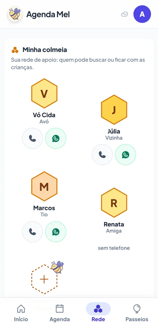 Tela Rede: a colmeia com Vó Cida, Júlia, Marcos e Renata, cada um com botões de ligar e de WhatsApp.